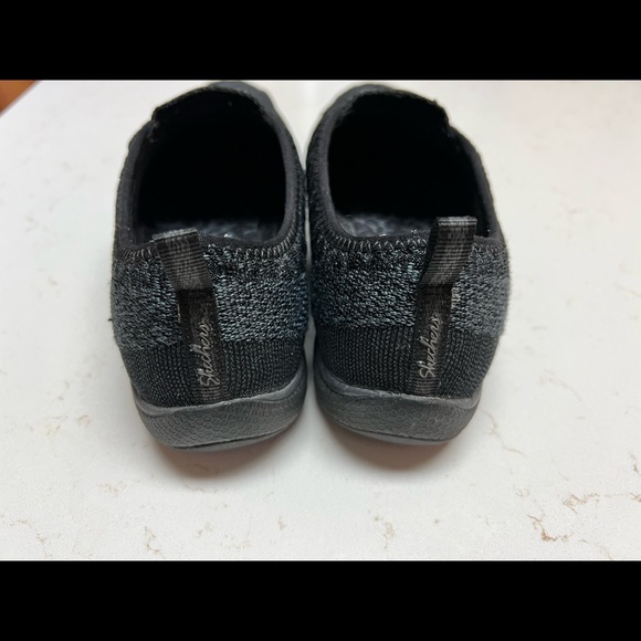 Skechers Relaxed Fit Memory Foam Slip On Black Shoes Women's Size 7.5 SN 23028 - Picture 6 of 8